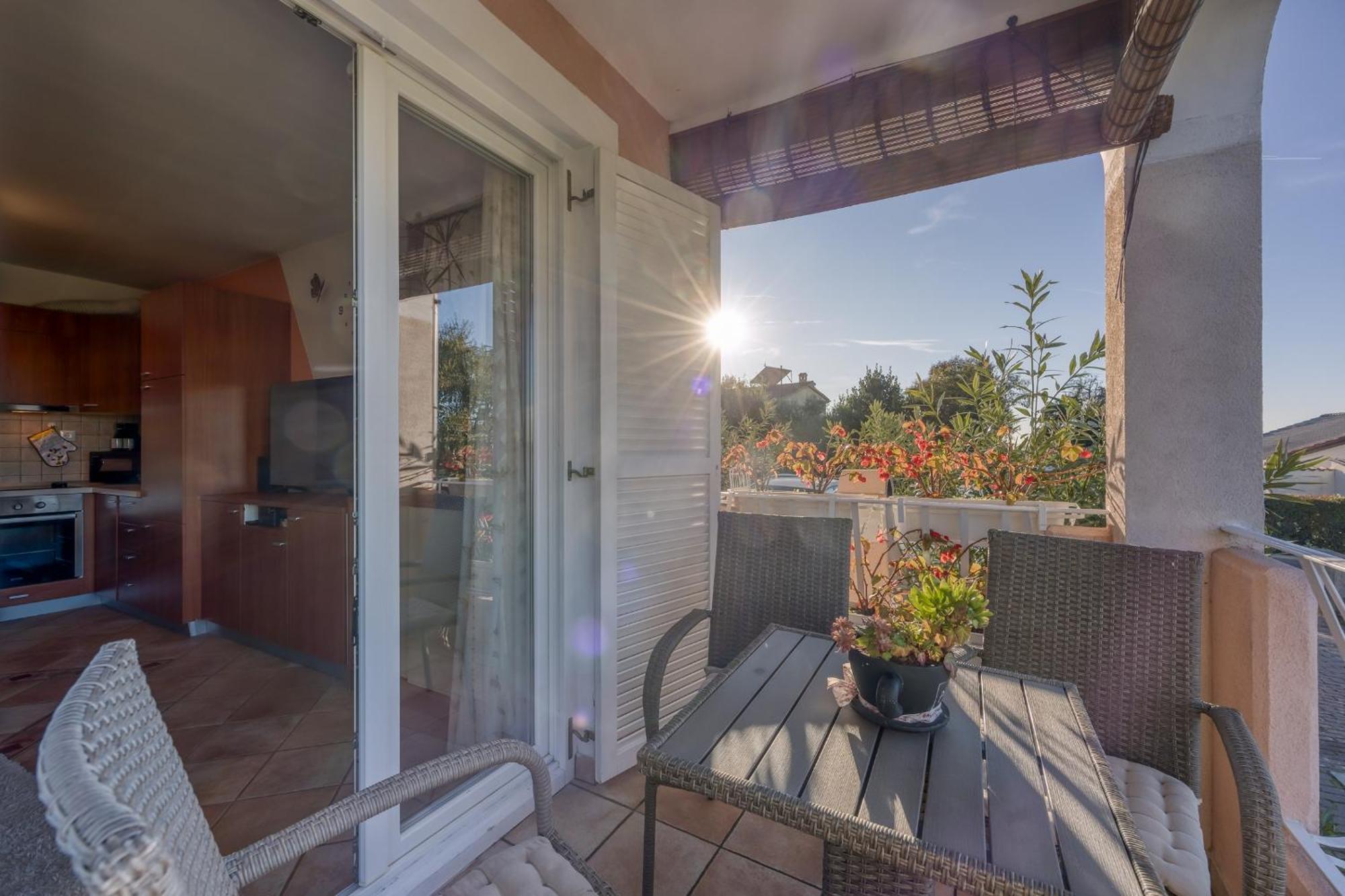 Apartman Matej Tar-Vabriga Exteriör bild